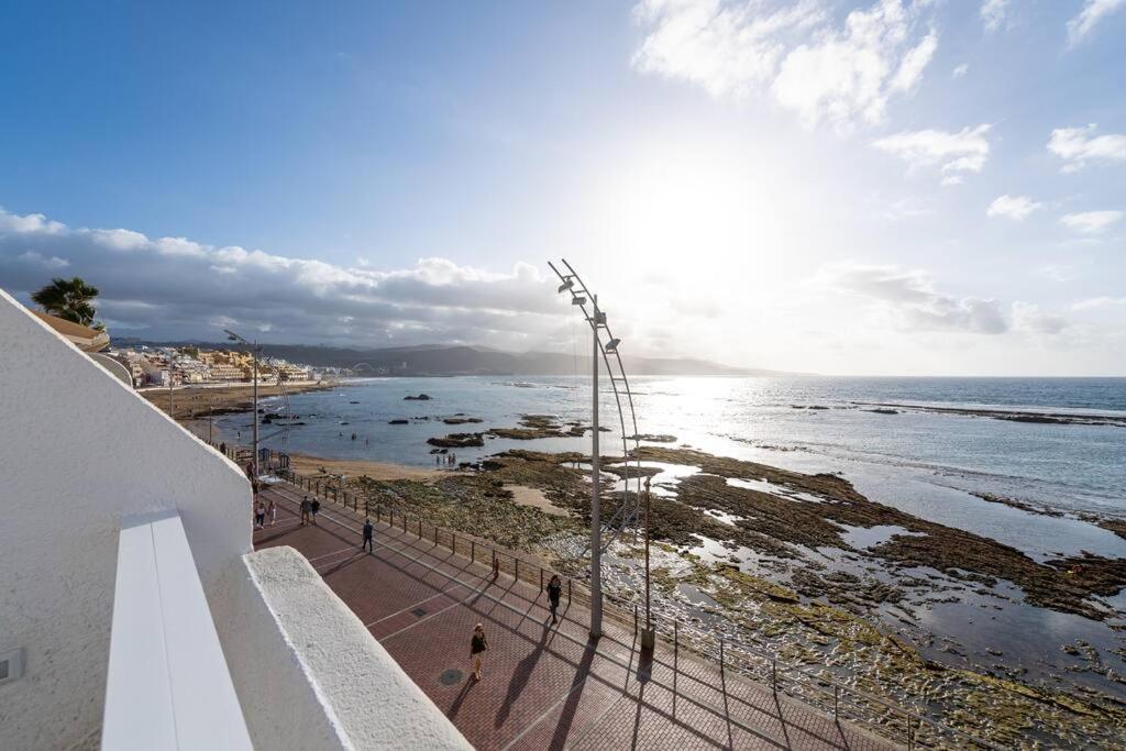 Apartment Beachfront With Open Terrace In Canteras Las Palmas de Gran Canaria