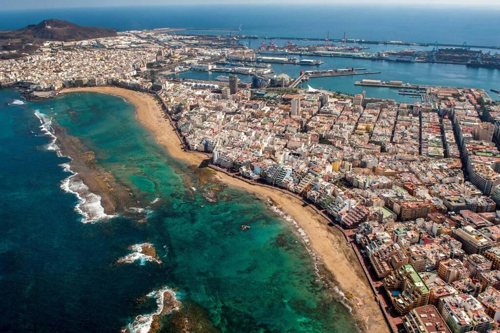 Apartment Beachfront With Open Terrace In Canteras